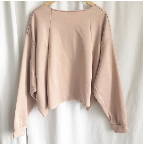 Missguided blush ‘Calabasas’ oversized sweatshirt - Picture 8 of 8